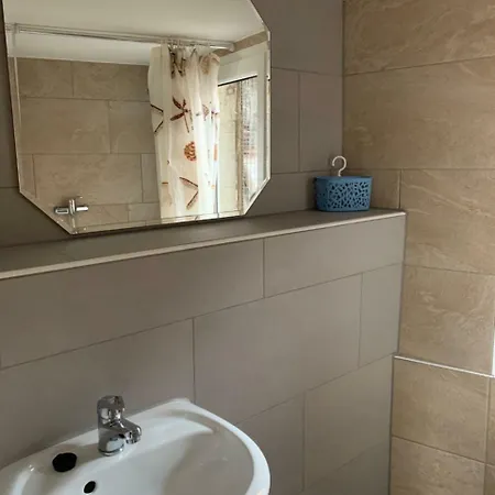 Belle Vue Apartrooms Ξενοδοχείο με διαμερίσματα 3*