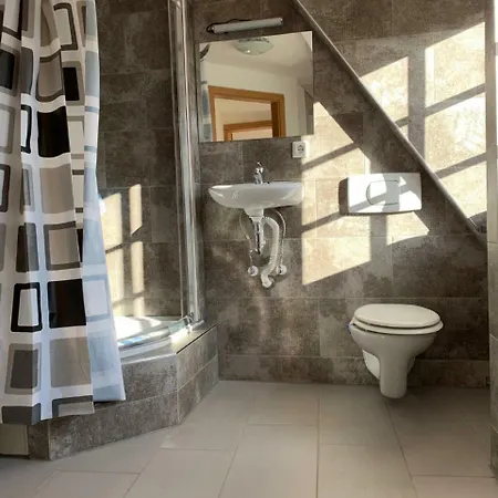 Belle Vue Apartrooms Ξενοδοχείο με διαμερίσματα