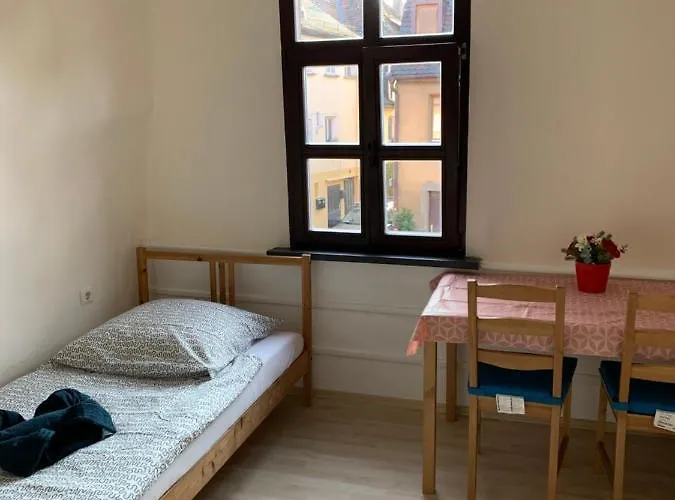Belle Vue Apartrooms מלון דירות